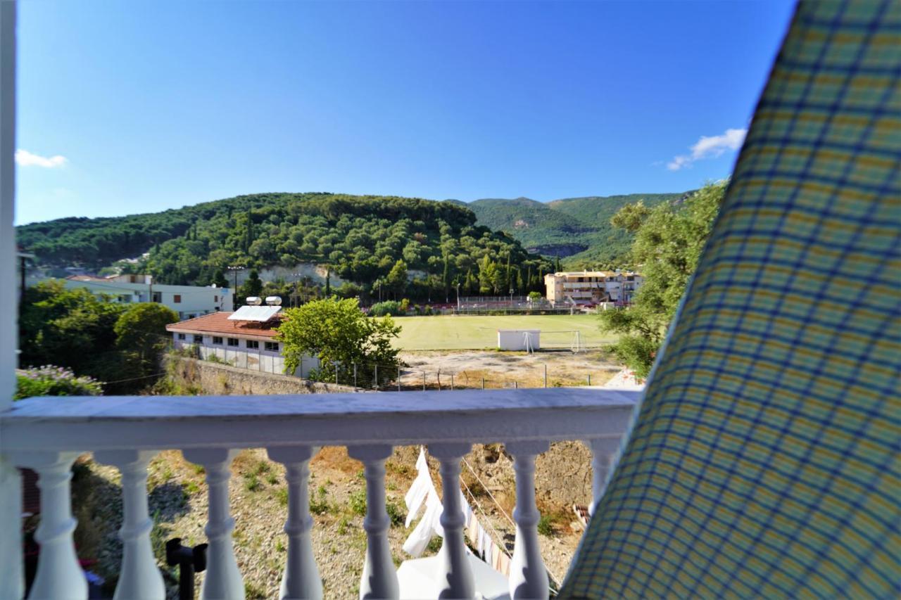 Antigoni Apartments Parga Exteriör bild