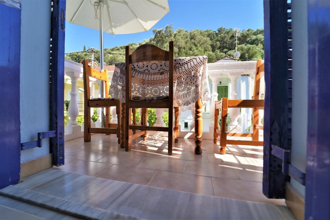 Antigoni Apartments Parga Exteriör bild